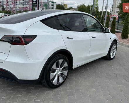Білий Тесла Model Y, об'ємом двигуна 0 л та пробігом 112 тис. км за 21000 $, фото 2 на Automoto.ua