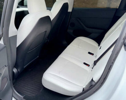 Белый Тесла Model Y, объемом двигателя 0 л и пробегом 57 тыс. км за 32700 $, фото 11 на Automoto.ua