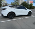 Тесла Model Y 2023 в Киеве на Automoto.ua Белый Тесла Model Y, объемом двигателя 0 л и пробегом 70 тыс. км за 31000 $, фото 5 на Automoto.ua
