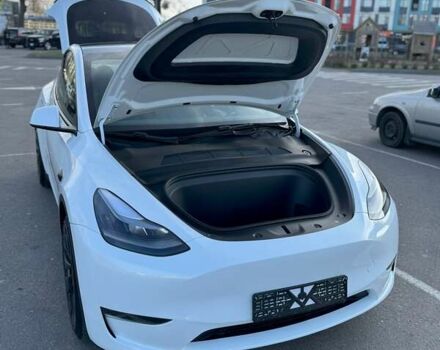 Белый Тесла Model Y, объемом двигателя 0 л и пробегом 35 тыс. км за 27500 $, фото 17 на Automoto.ua