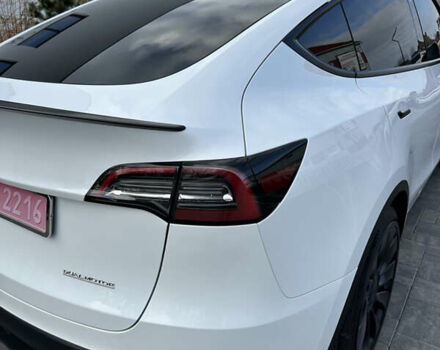 Белый Тесла Model Y, объемом двигателя 0 л и пробегом 24 тыс. км за 32000 $, фото 5 на Automoto.ua