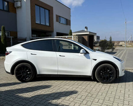 Белый Тесла Model Y, объемом двигателя 0 л и пробегом 32 тыс. км за 28200 $, фото 16 на Automoto.ua