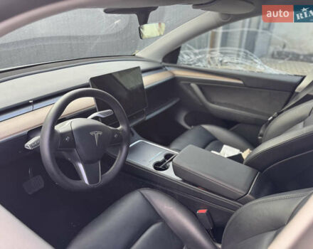 Білий Тесла Model Y, об'ємом двигуна 0 л та пробігом 156 тис. км за 17500 $, фото 9 на Automoto.ua