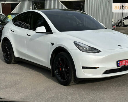 Белый Тесла Model Y, объемом двигателя 0 л и пробегом 22 тыс. км за 37900 $, фото 5 на Automoto.ua