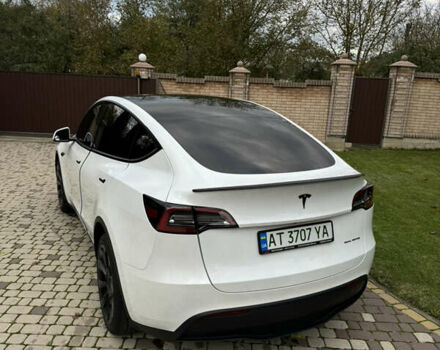 Белый Тесла Model Y, объемом двигателя 0 л и пробегом 18 тыс. км за 29800 $, фото 4 на Automoto.ua