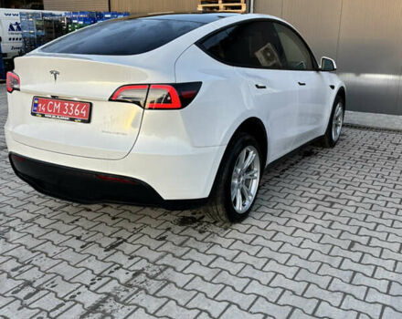 Белый Тесла Model Y, объемом двигателя 0 л и пробегом 45 тыс. км за 26999 $, фото 5 на Automoto.ua
