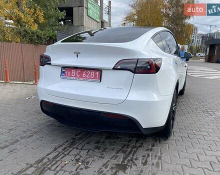 Белый Тесла Model Y, объемом двигателя 0 л и пробегом 108 тыс. км за 25500 $, фото 7 на Automoto.ua