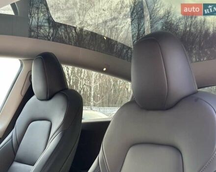 Білий Тесла Model Y, об'ємом двигуна 0 л та пробігом 36 тис. км за 30999 $, фото 12 на Automoto.ua