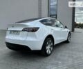 Білий Тесла Model Y, об'ємом двигуна 0 л та пробігом 15 тис. км за 31100 $, фото 7 на Automoto.ua