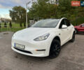 Белый Тесла Model Y, объемом двигателя 0 л и пробегом 32 тыс. км за 32000 $, фото 1 на Automoto.ua