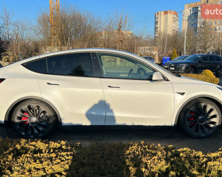 Білий Тесла Model Y, об'ємом двигуна 0 л та пробігом 73 тис. км за 27750 $, фото 7 на Automoto.ua