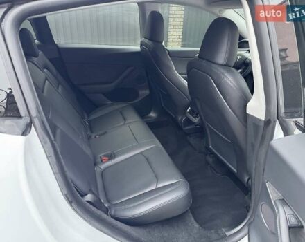 Білий Тесла Model Y, об'ємом двигуна 0 л та пробігом 25 тис. км за 29900 $, фото 9 на Automoto.ua