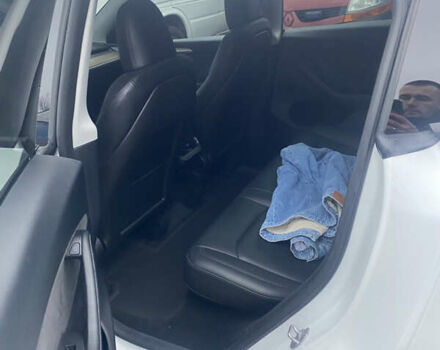 Белый Тесла Model Y, объемом двигателя 0 л и пробегом 38 тыс. км за 26500 $, фото 8 на Automoto.ua