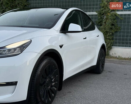 Белый Тесла Model Y, объемом двигателя 0 л и пробегом 18 тыс. км за 29600 $, фото 16 на Automoto.ua