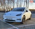 Белый Тесла Model Y, объемом двигателя 0 л и пробегом 28 тыс. км за 28400 $, фото 4 на Automoto.ua