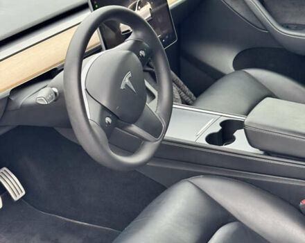 Белый Тесла Model Y, объемом двигателя 0 л и пробегом 45 тыс. км за 29900 $, фото 16 на Automoto.ua