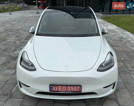 Белый Тесла Model Y, объемом двигателя 0 л и пробегом 45 тыс. км за 35500 $, фото 5 на Automoto.ua