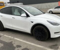 Белый Тесла Model Y, объемом двигателя 0 л и пробегом 33 тыс. км за 28400 $, фото 1 на Automoto.ua
