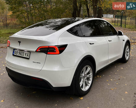 Белый Тесла Model Y, объемом двигателя 0 л и пробегом 35 тыс. км за 31500 $, фото 3 на Automoto.ua