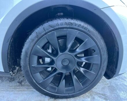 Белый Тесла Model Y, объемом двигателя 0 л и пробегом 13 тыс. км за 33190 $, фото 19 на Automoto.ua