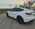 Белый Тесла Model Y, объемом двигателя 0 л и пробегом 24 тыс. км за 28999 $, фото 3 на Automoto.ua