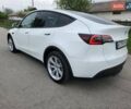 Белый Тесла Model Y, объемом двигателя 0 л и пробегом 14 тыс. км за 24999 $, фото 3 на Automoto.ua