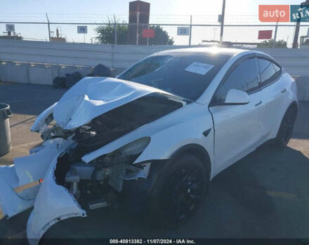 Белый Тесла Model Y, объемом двигателя 0 л и пробегом 22 тыс. км за 29500 $, фото 2 на Automoto.ua