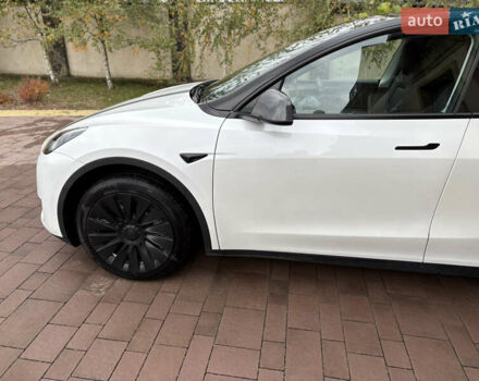 Тесла Model Y 2023 в Новояворовск на Automoto.ua Белый Тесла Model Y, объемом двигателя 0 л и пробегом 41 тыс. км за 28300 $, фото 13 на Automoto.ua