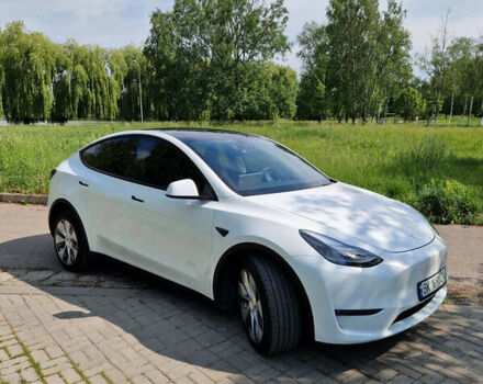 Тесла Model Y 2023 в Ровно на Automoto.ua Белый Тесла Model Y, объемом двигателя 0 л и пробегом 3 тыс. км за 32000 $, фото 13 на Automoto.ua