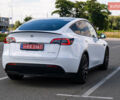 Белый Тесла Model Y, объемом двигателя 0 л и пробегом 27 тыс. км за 31000 $, фото 6 на Automoto.ua