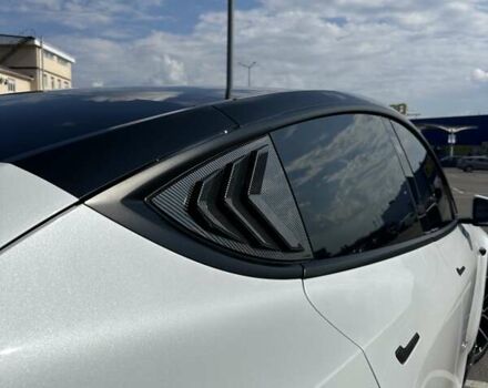 Білий Тесла Model Y, об'ємом двигуна 0 л та пробігом 75 тис. км за 33500 $, фото 7 на Automoto.ua