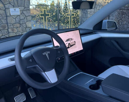 Тесла Model Y 2023 в Шаргороде на Automoto.ua Белый Тесла Model Y, объемом двигателя 0 л и пробегом 81 тыс. км за 31900 $, фото 28 на Automoto.ua