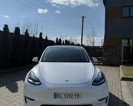Белый Тесла Model Y, объемом двигателя 0 л и пробегом 32 тыс. км за 28200 $, фото 19 на Automoto.ua