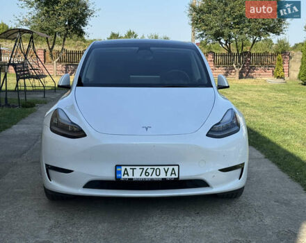 Белый Тесла Model Y, объемом двигателя 0 л и пробегом 35 тыс. км за 33000 $, фото 1 на Automoto.ua
