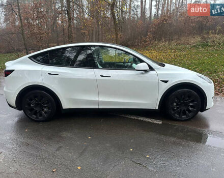 Белый Тесла Model Y, объемом двигателя 0 л и пробегом 37 тыс. км за 29990 $, фото 6 на Automoto.ua
