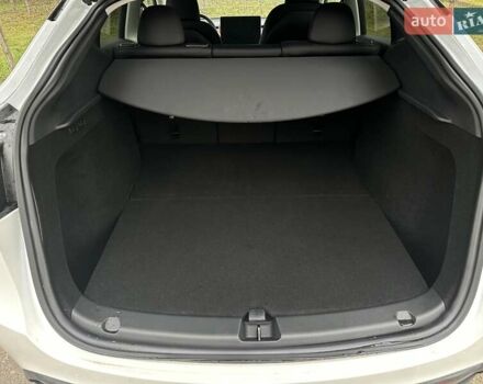 Белый Тесла Model Y, объемом двигателя 0 л и пробегом 42 тыс. км за 26999 $, фото 15 на Automoto.ua