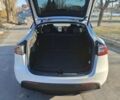 Белый Тесла Model Y, объемом двигателя 0 л и пробегом 100 тыс. км за 24444 $, фото 8 на Automoto.ua
