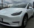 Белый Тесла Model Y, объемом двигателя 0 л и пробегом 53 тыс. км за 29500 $, фото 1 на Automoto.ua