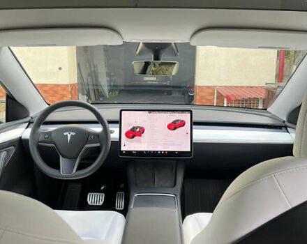 Белый Тесла Model Y, объемом двигателя 0 л и пробегом 43 тыс. км за 26000 $, фото 23 на Automoto.ua
