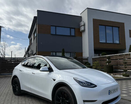 Белый Тесла Model Y, объемом двигателя 0 л и пробегом 32 тыс. км за 28200 $, фото 2 на Automoto.ua