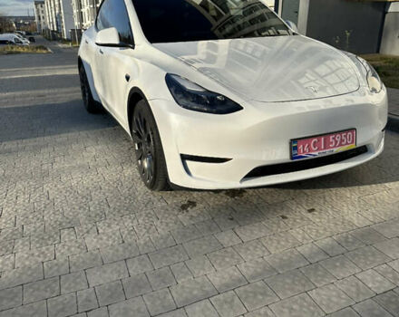 Белый Тесла Model Y, объемом двигателя 0 л и пробегом 73 тыс. км за 23999 $, фото 5 на Automoto.ua