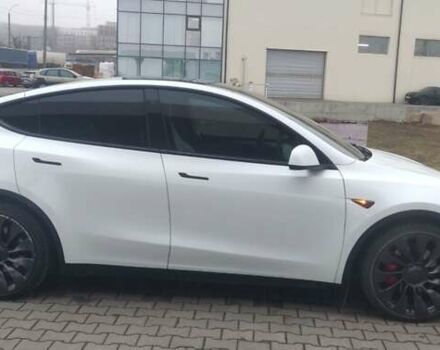 Білий Тесла Model Y, об'ємом двигуна 0 л та пробігом 44 тис. км за 31500 $, фото 3 на Automoto.ua