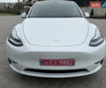 Белый Тесла Model Y, объемом двигателя 0 л и пробегом 39 тыс. км за 27200 $, фото 2 на Automoto.ua