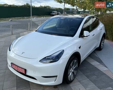 Белый Тесла Model Y, объемом двигателя 0 л и пробегом 35 тыс. км за 34500 $, фото 17 на Automoto.ua
