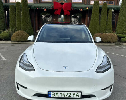 Білий Тесла Model Y, об'ємом двигуна 0 л та пробігом 49 тис. км за 27500 $, фото 2 на Automoto.ua