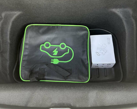 Тесла Model Y 2023 в Тернополе на Automoto.ua Белый Тесла Model Y, объемом двигателя 0 л и пробегом 16 тыс. км за 28500 $, фото 12 на Automoto.ua