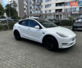 Белый Тесла Model Y, объемом двигателя 0 л и пробегом 98 тыс. км за 28000 $, фото 11 на Automoto.ua