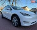 Белый Тесла Model Y, объемом двигателя 0 л и пробегом 65 тыс. км за 24900 $, фото 1 на Automoto.ua