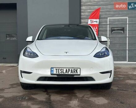 Білий Тесла Model Y, об'ємом двигуна 0 л та пробігом 36 тис. км за 30999 $, фото 1 на Automoto.ua