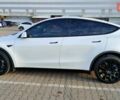 Белый Тесла Model Y, объемом двигателя 0 л и пробегом 10 тыс. км за 33500 $, фото 1 на Automoto.ua